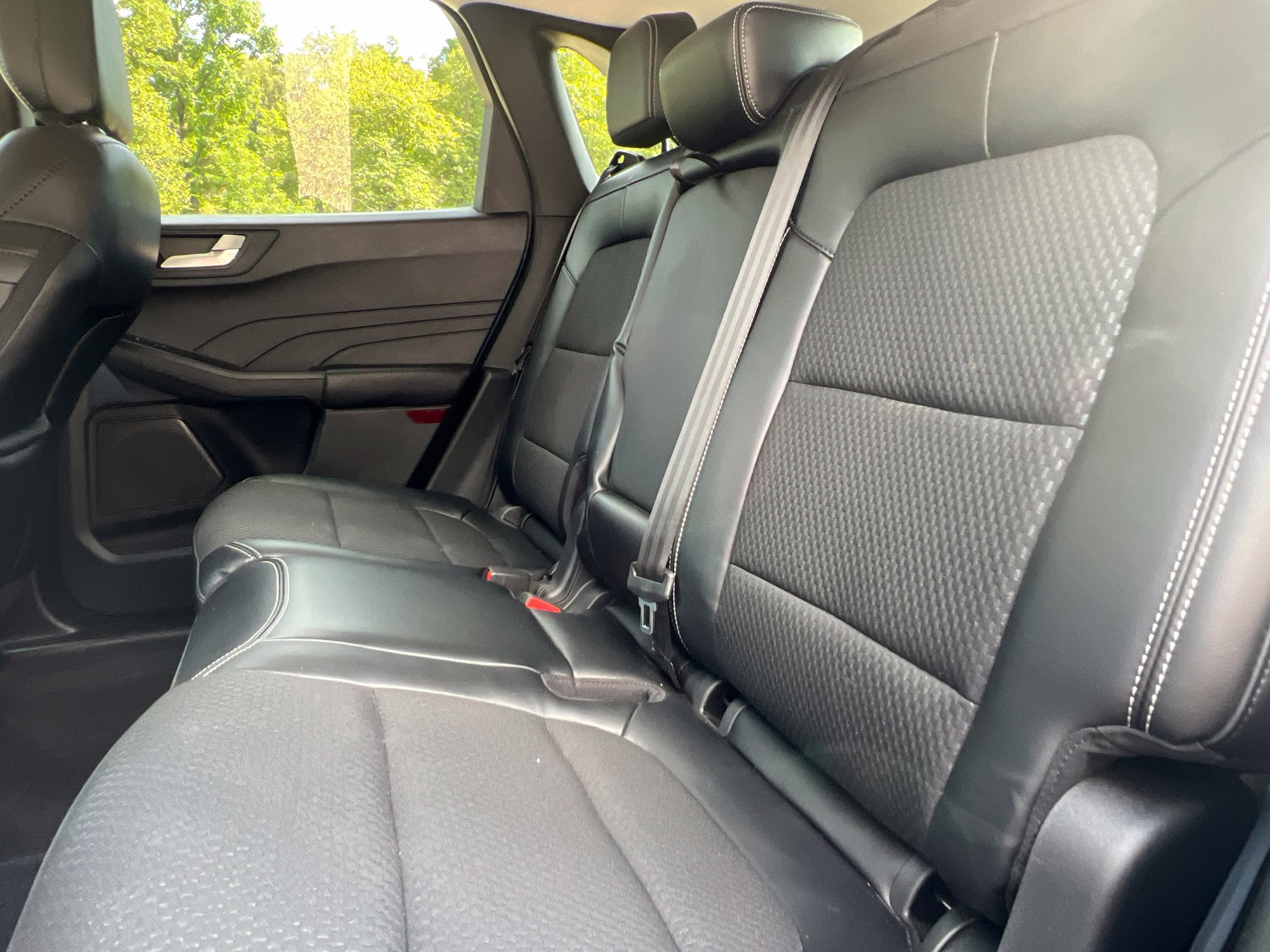 Used 2023 Ford Escape SE FWD image 25