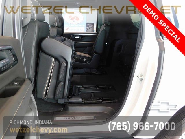 New 2025 Chevrolet Suburban Premier w/ Sun And Tow Package image 34