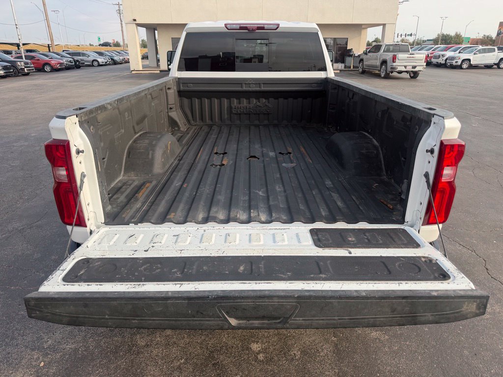 Used 2024 Chevrolet Silverado 3500 High Country w/ High Country Premium Package AWD/4WD image 17