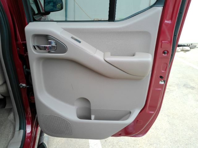 Used 2018 Nissan Frontier SV RWD image 21