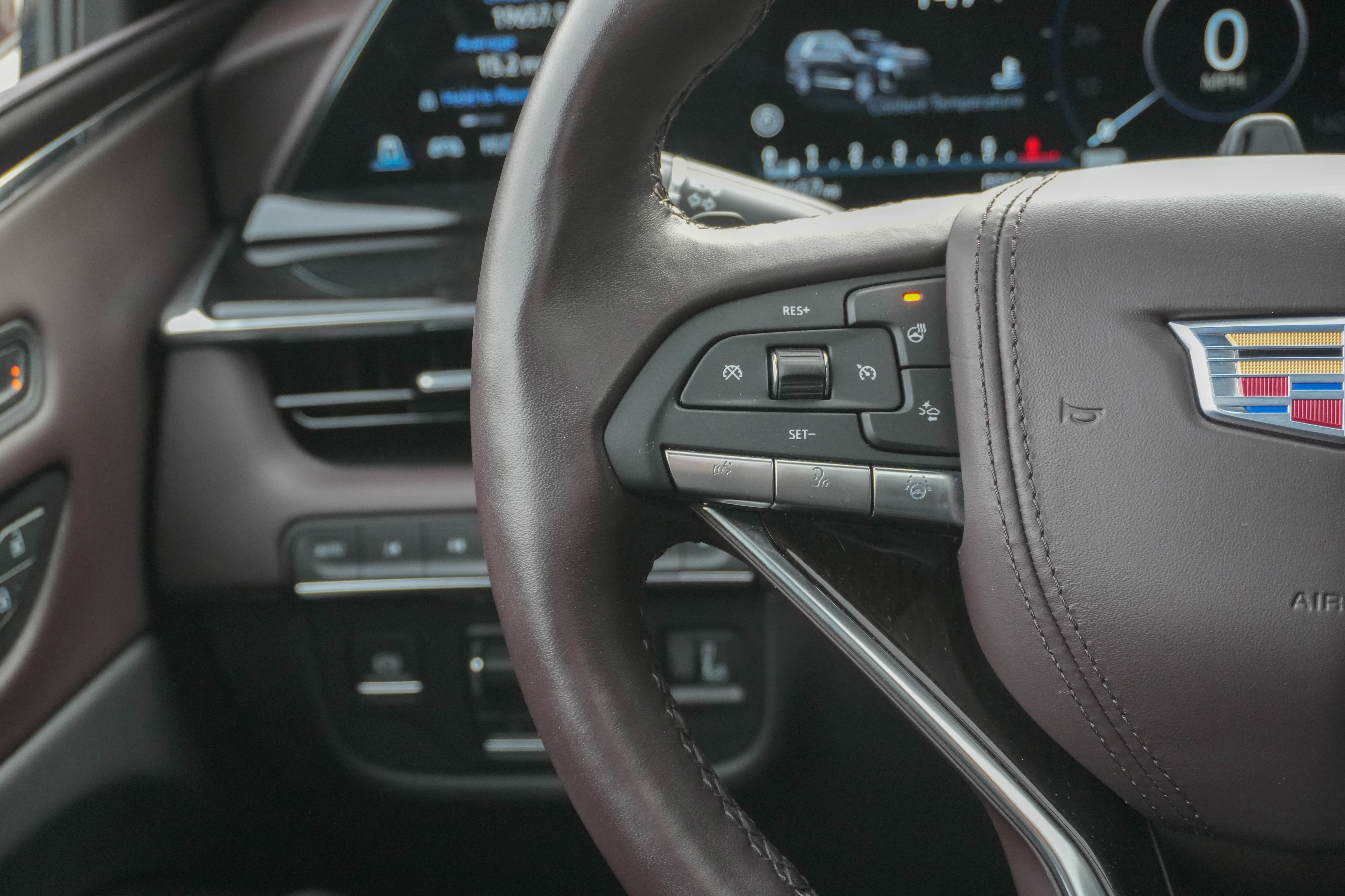 Used 2024 Cadillac Escalade Sport Platinum image 17