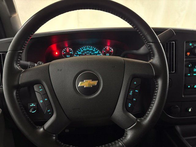 Used 2020 Chevrolet Express 2500 LT RWD image 40