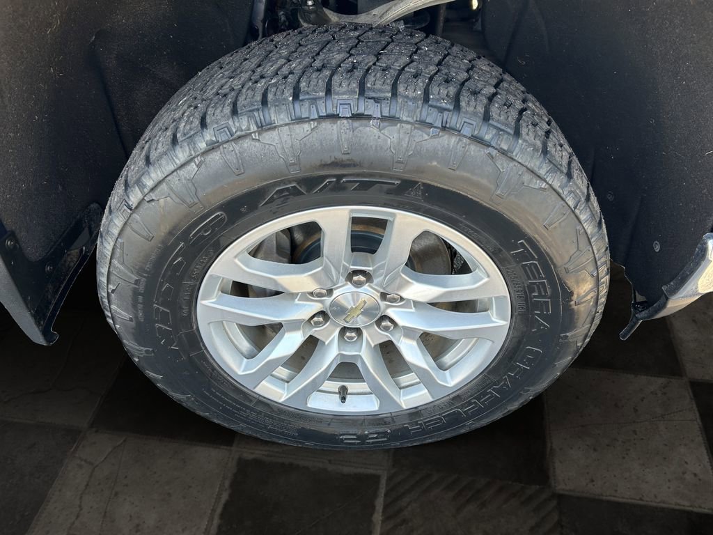 Certified 2019 Chevrolet Silverado 1500 LT w/ All-Star Edition AWD/4WD image 10