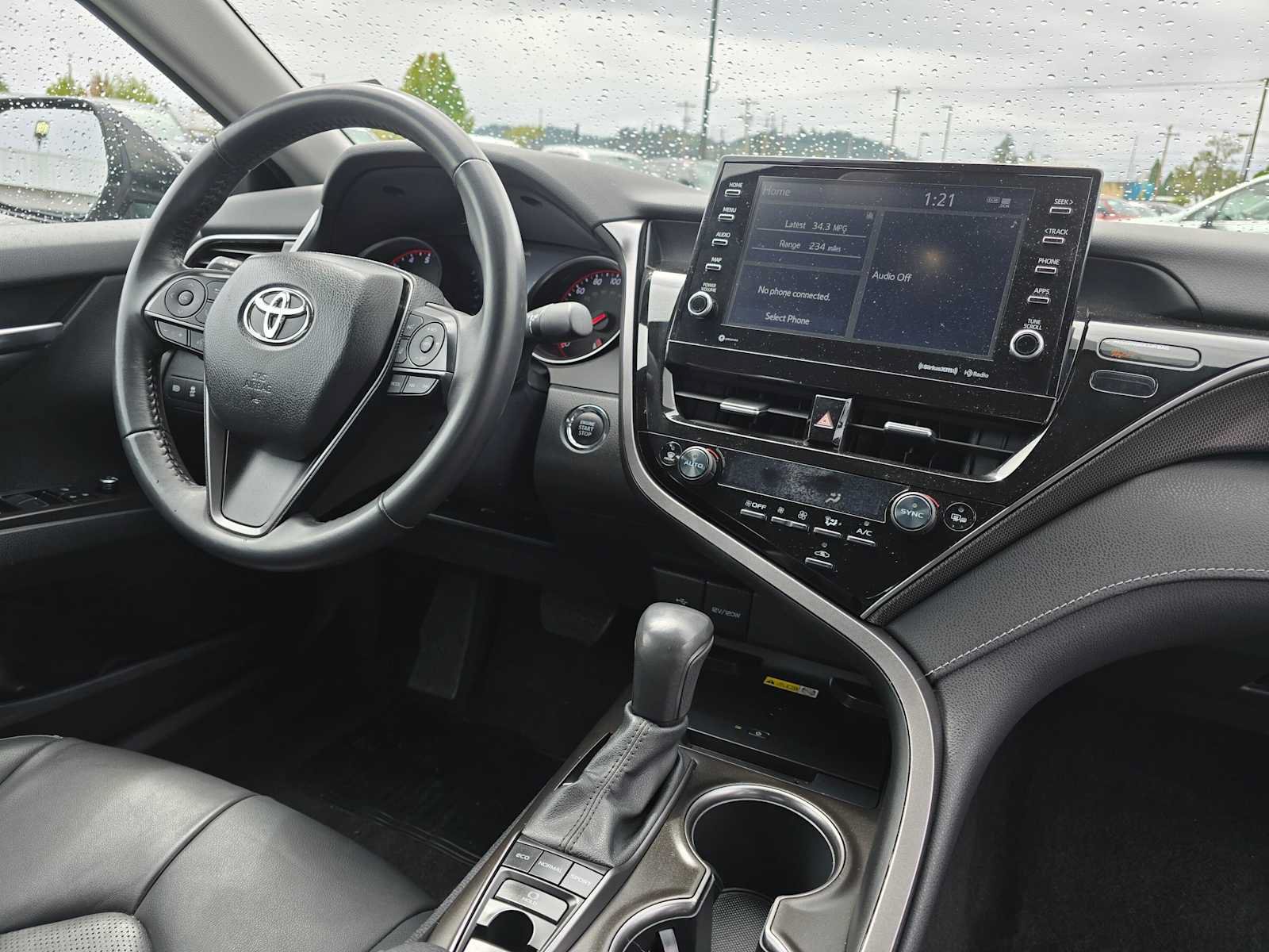 Used 2024 Toyota Camry XSE FWD image 14