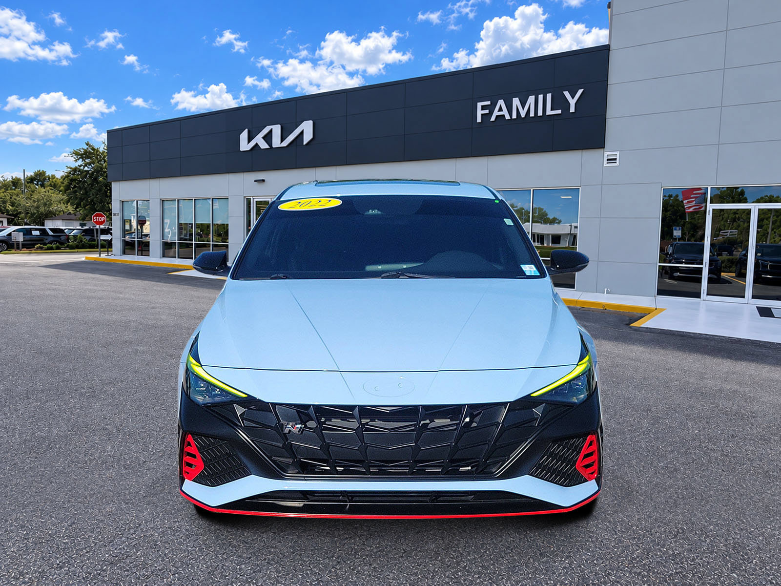 Used 2022 Hyundai Elantra N FWD image 2