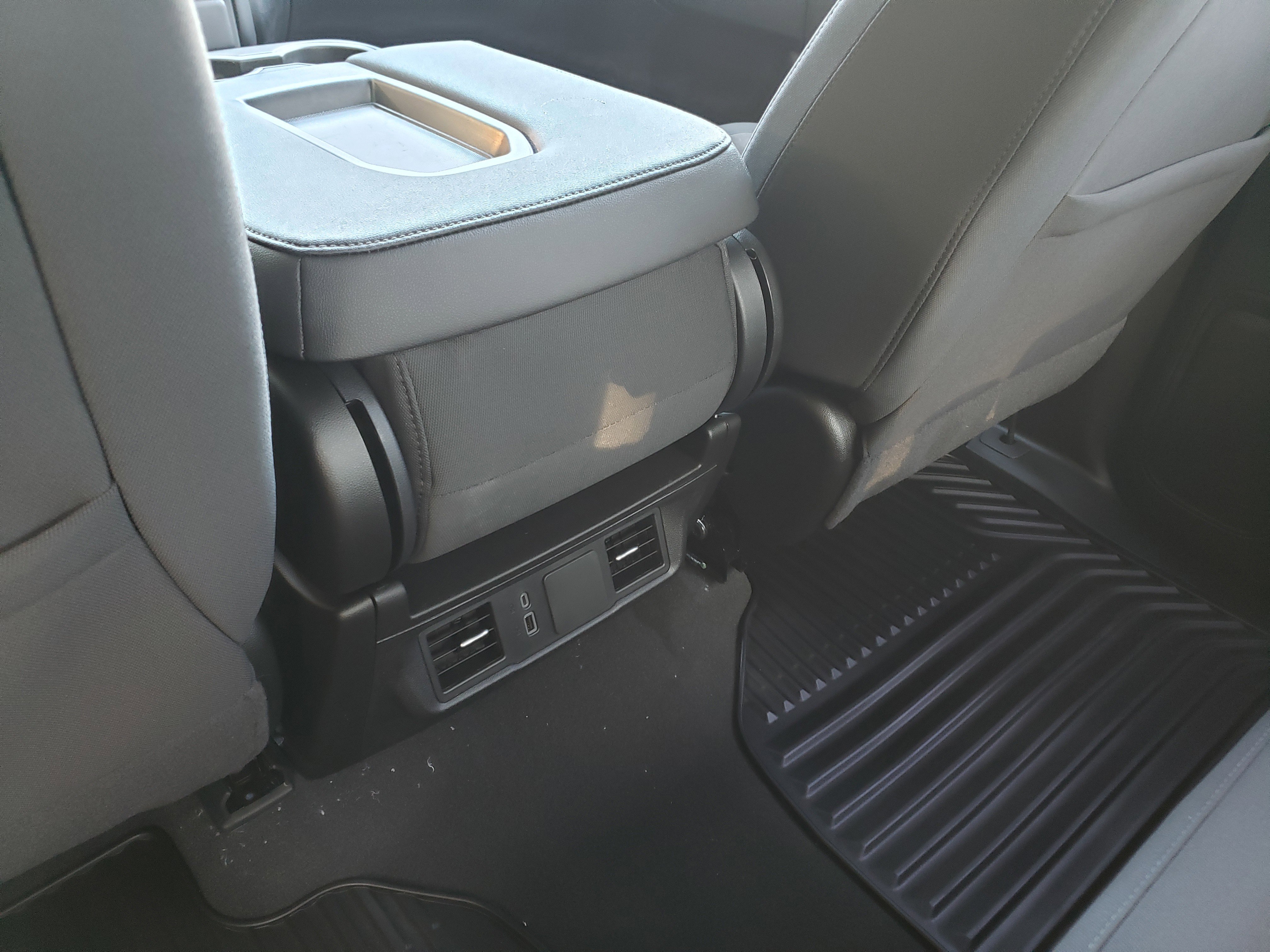 New 2025 Chevrolet Silverado 1500 Custom image 28