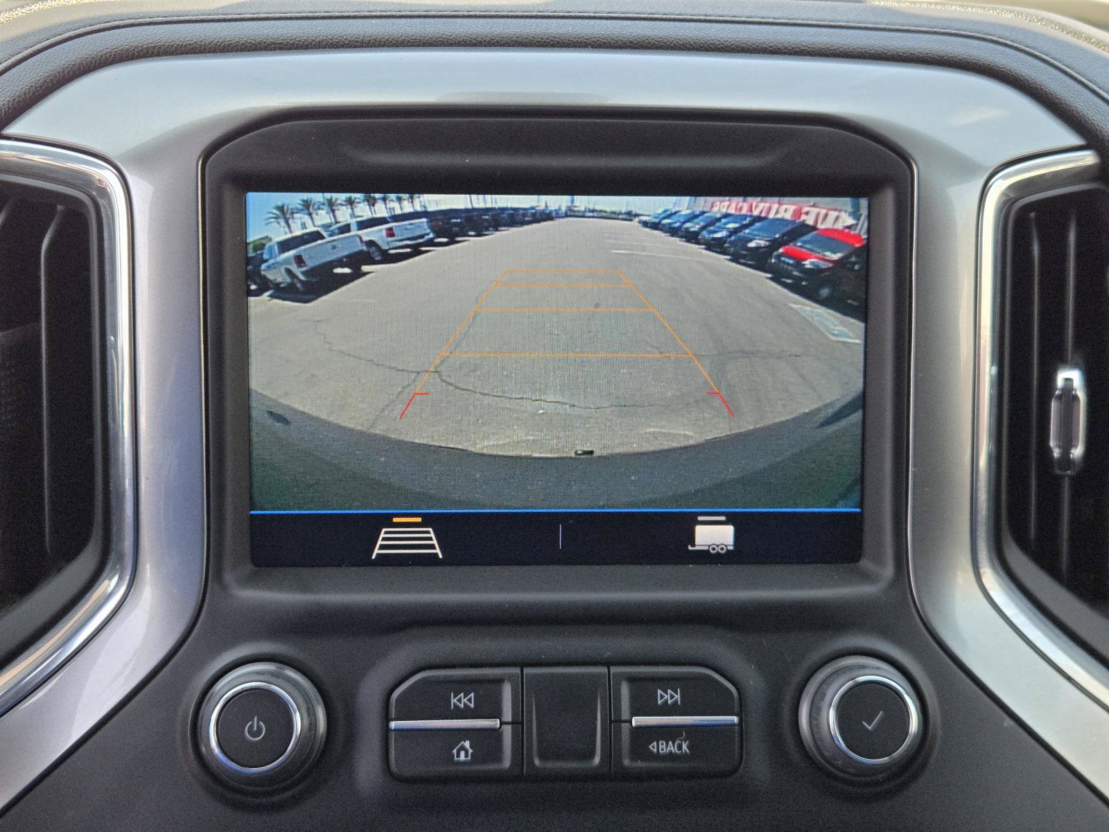 Used 2022 Chevrolet Silverado 1500 LT RWD image 8