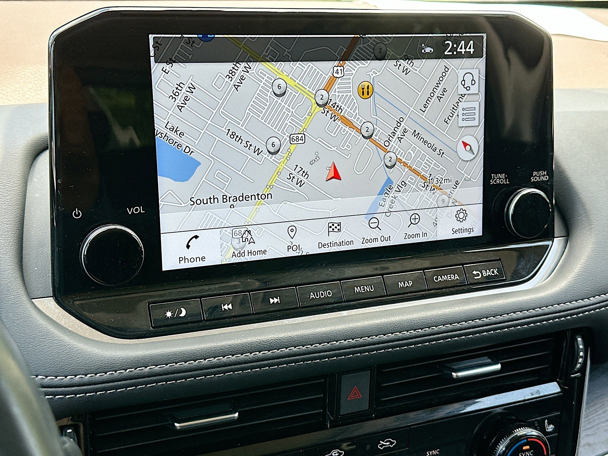 Used 2022 Nissan Rogue Platinum w/ Head-Up Display Package image 13