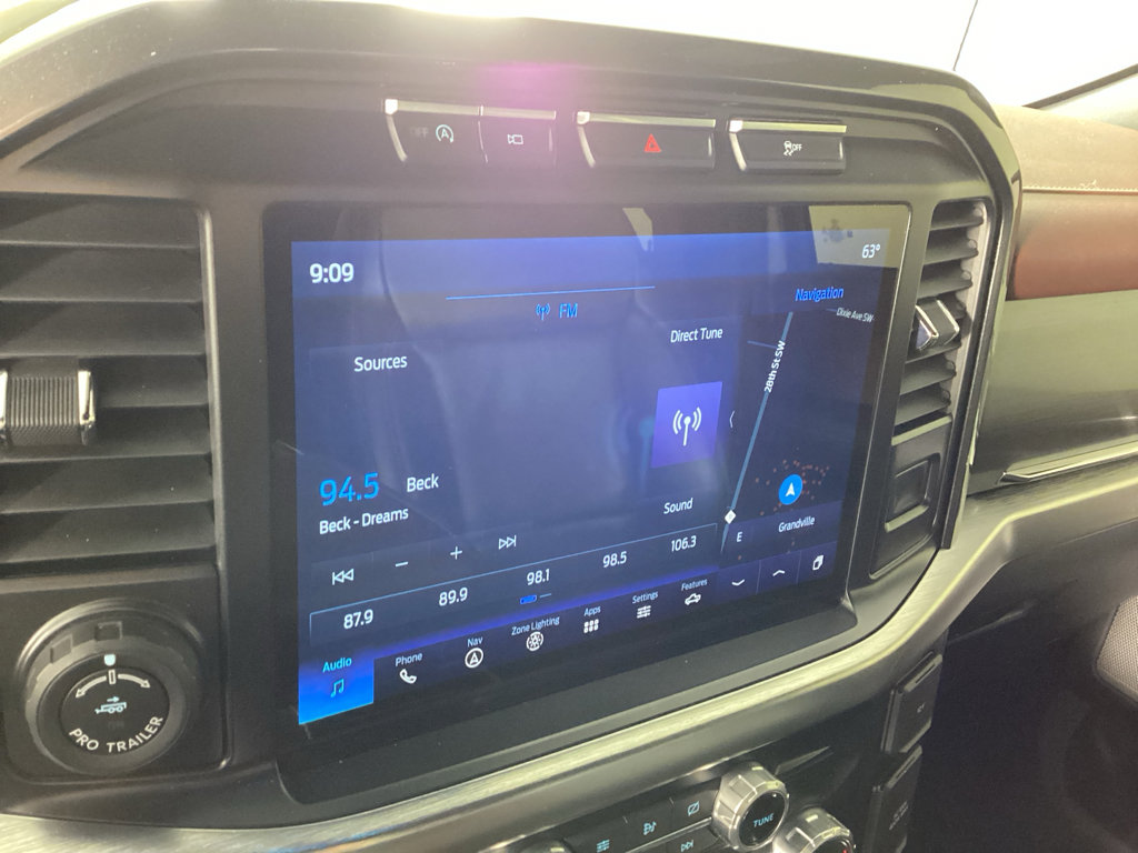 Used 2021 Ford F150 Lariat w/ Equipment Group 502A High image 31