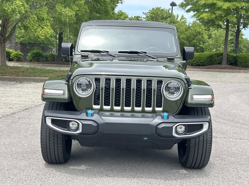 Used 2023 Jeep Wrangler Unlimited Sahara w/ Cold Weather Group AWD/4WD image 2