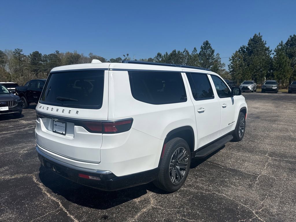 Used 2023 Jeep Wagoneer L 4WD w/ Premium Group I image 27