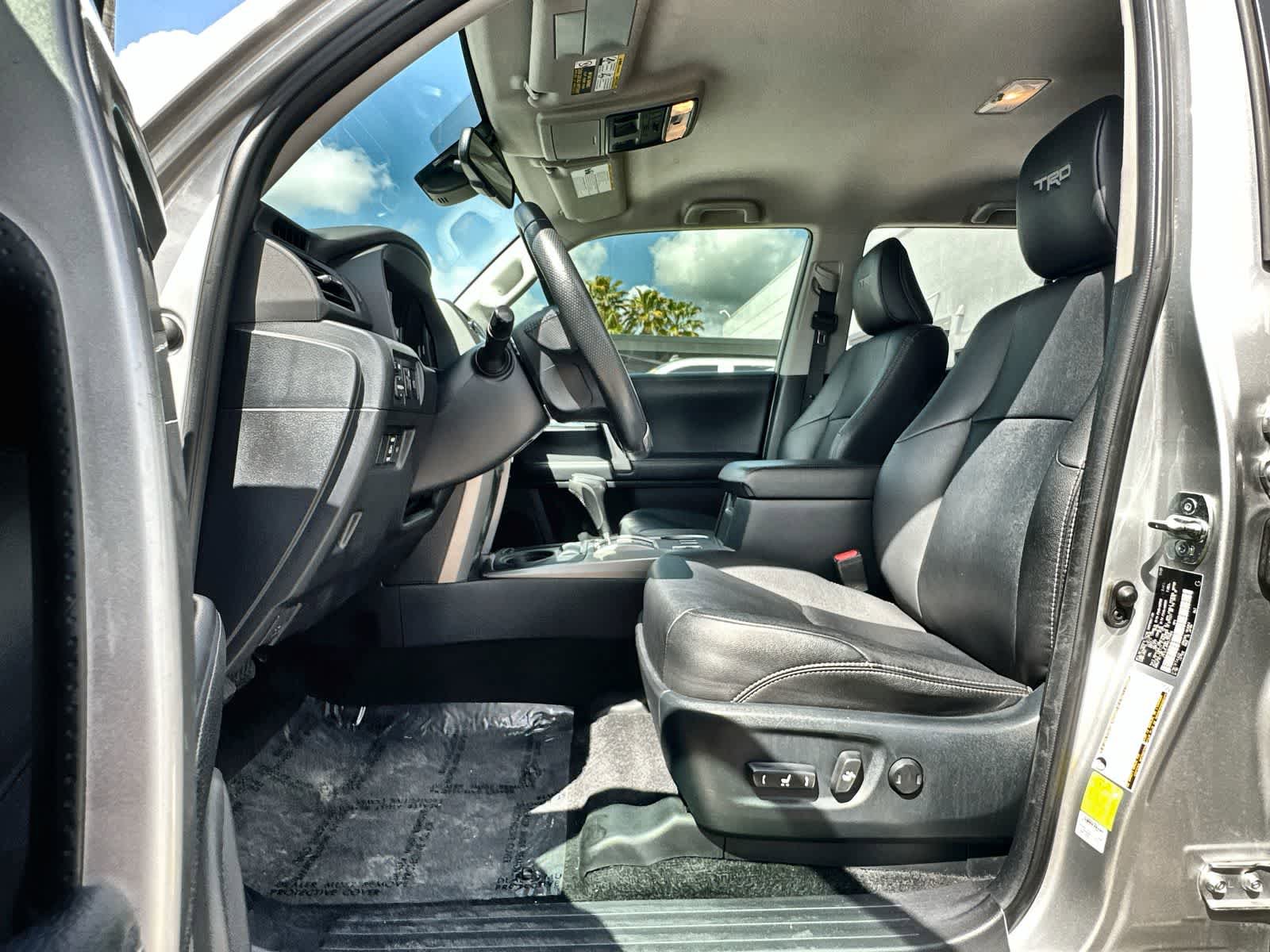 Used 2022 Toyota 4Runner TRD Sport w/ Technology Package RWD image 2