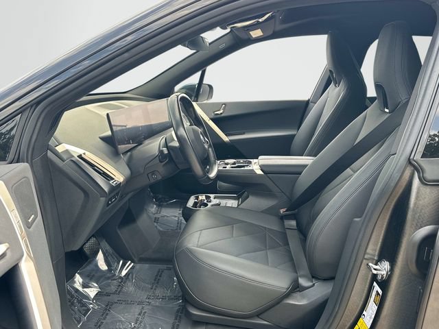 Used 2024 BMW iX xDrive50 AWD/4WD image 16