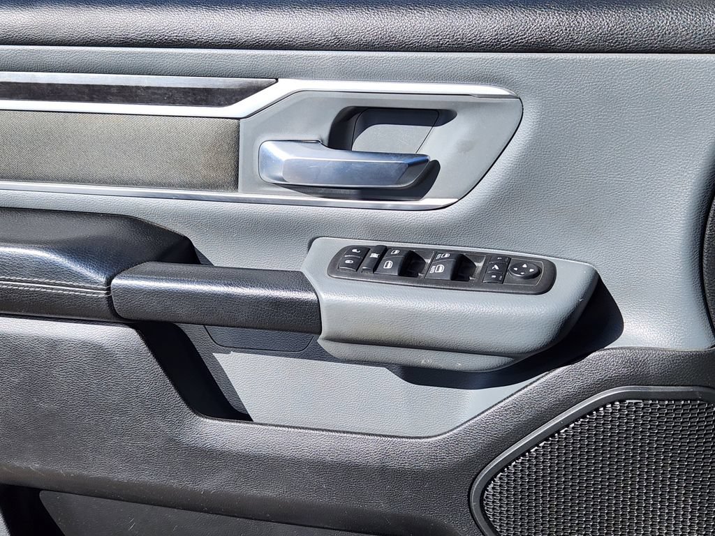 Used 2022 RAM 1500 Big Horn AWD/4WD image 6