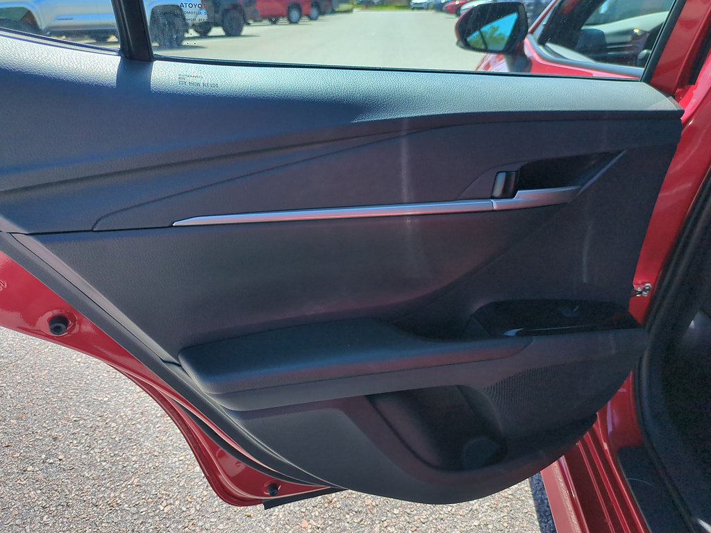 Used 2026 Toyota Camry SE FWD image 27