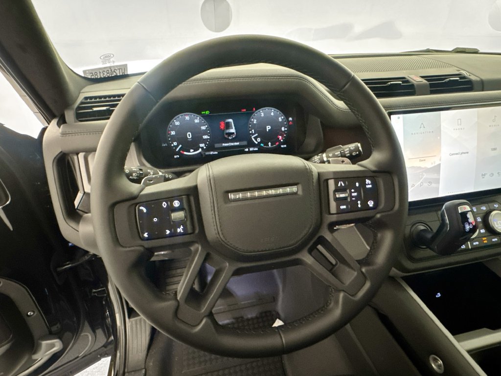 New 2026 Land Rover Defender 130 V8 AWD/4WD image 11