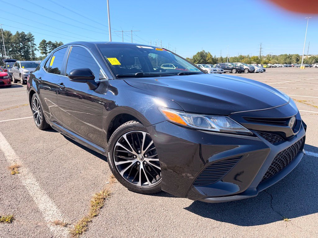 Used 2018 Toyota Camry SE