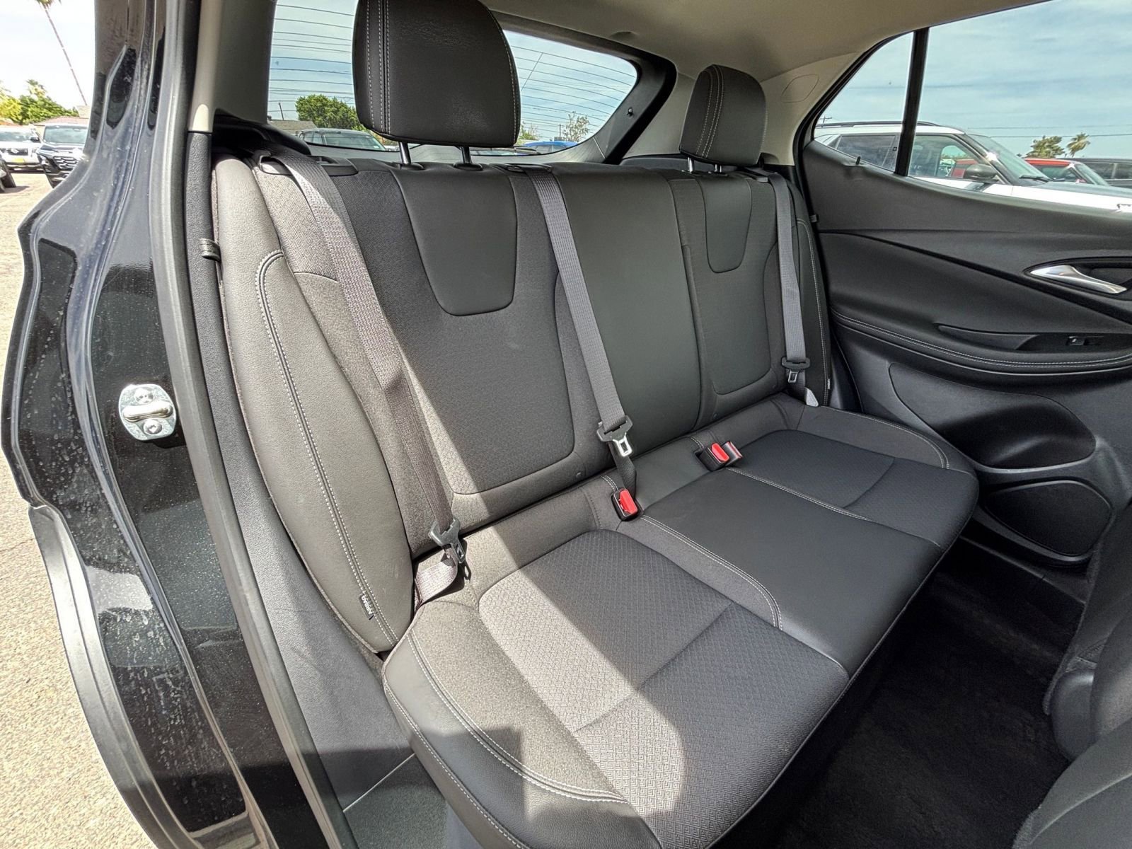 Used 2025 Buick Encore GX Preferred FWD image 38