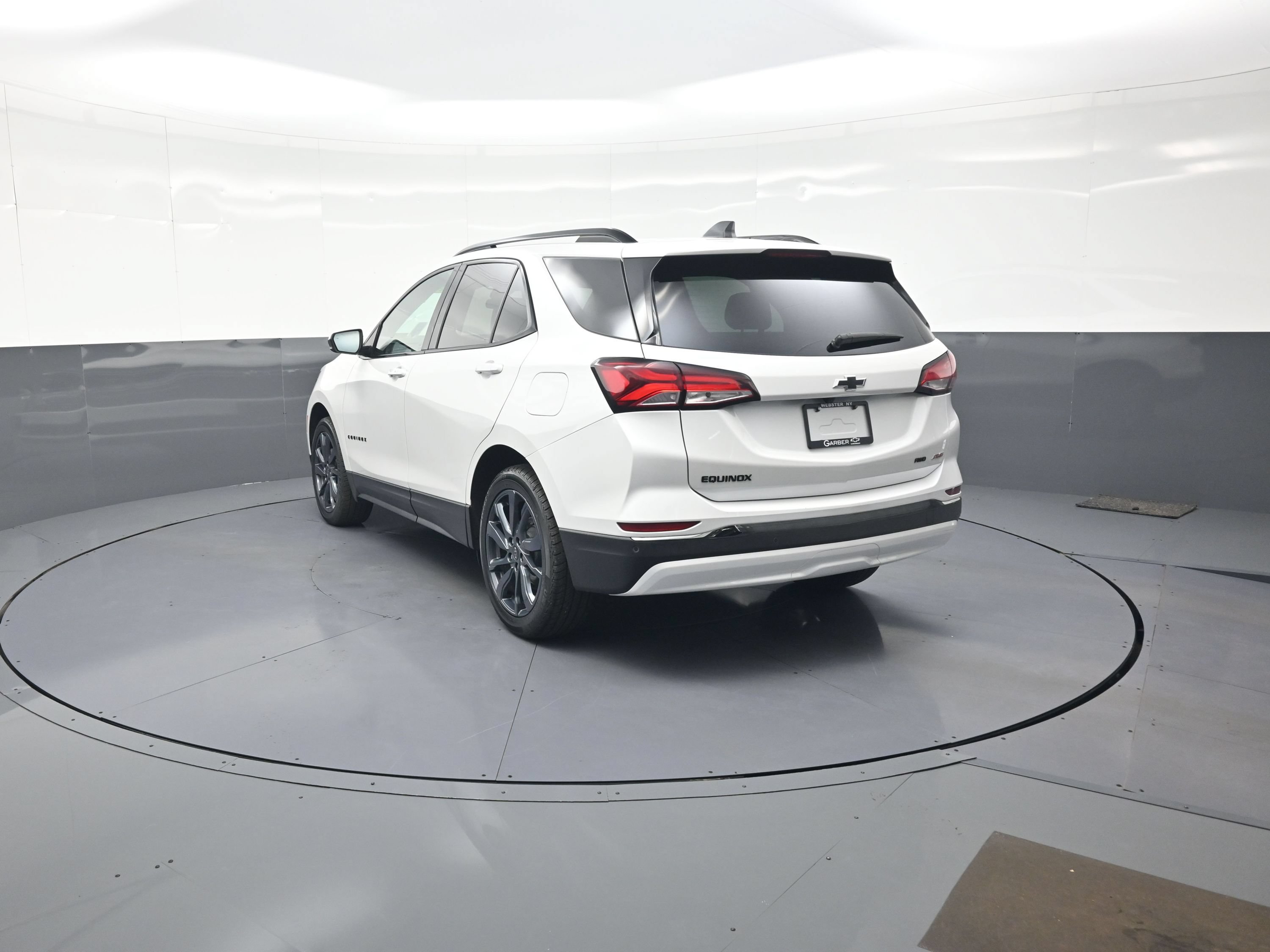 Used 2022 Chevrolet Equinox RS AWD/4WD image 5