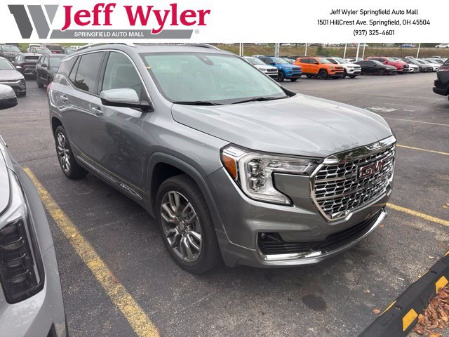Used 2023 GMC Terrain Denali w/ LPO, Floor Liner Package AWD/4WD image 1