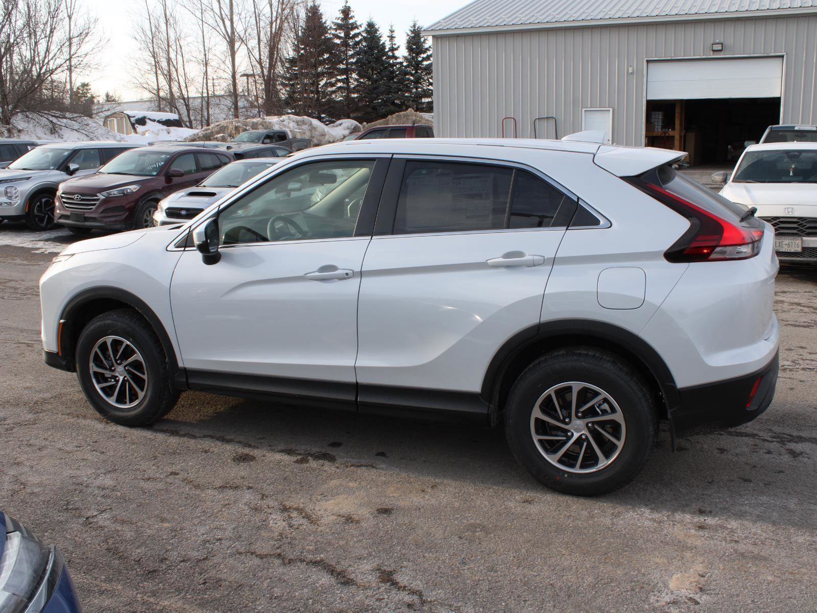 New 2026 Mitsubishi Eclipse Cross ES image 5