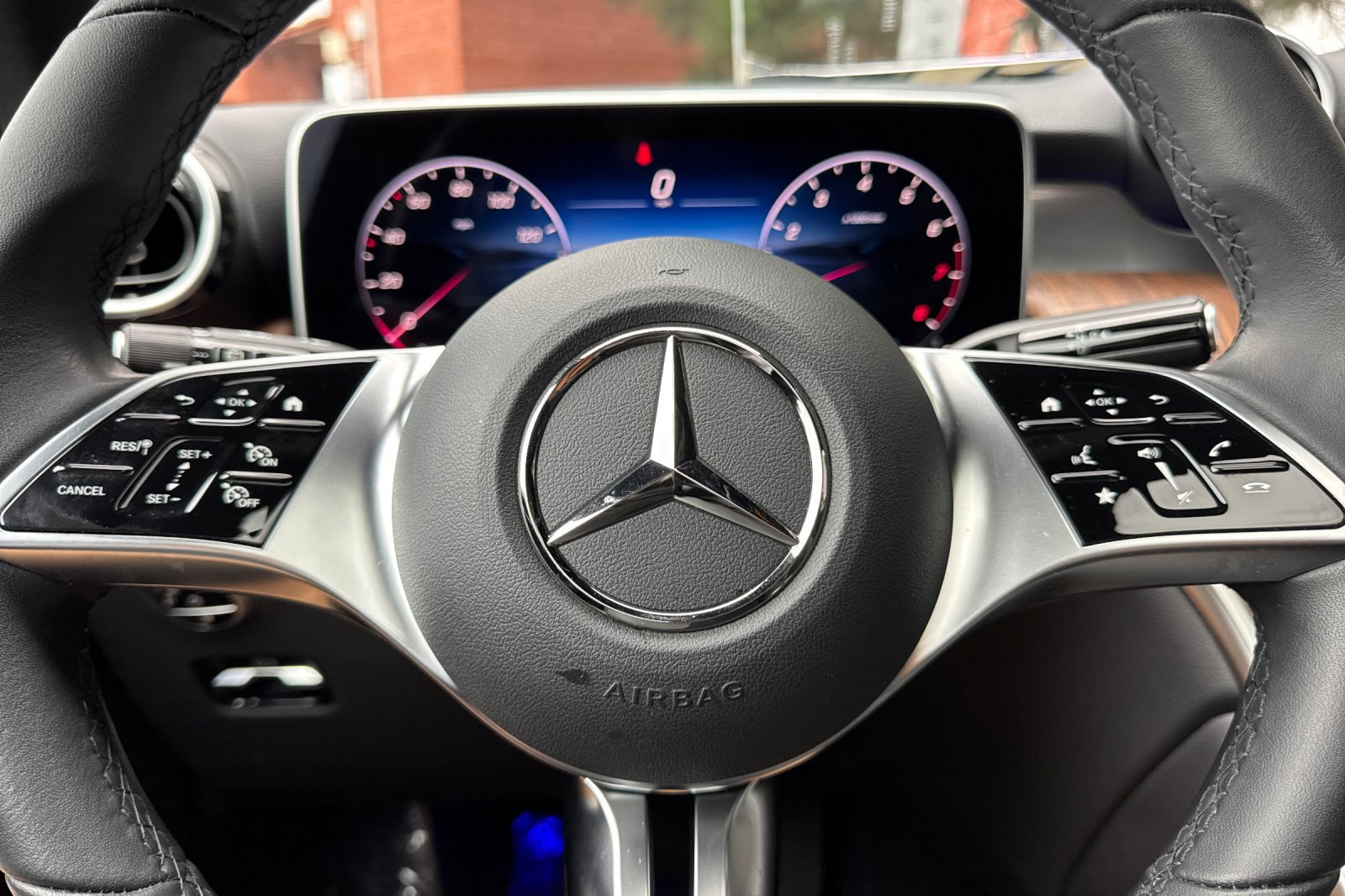 Used 2026 Mercedes-Benz GLC 300 4MATIC image 29