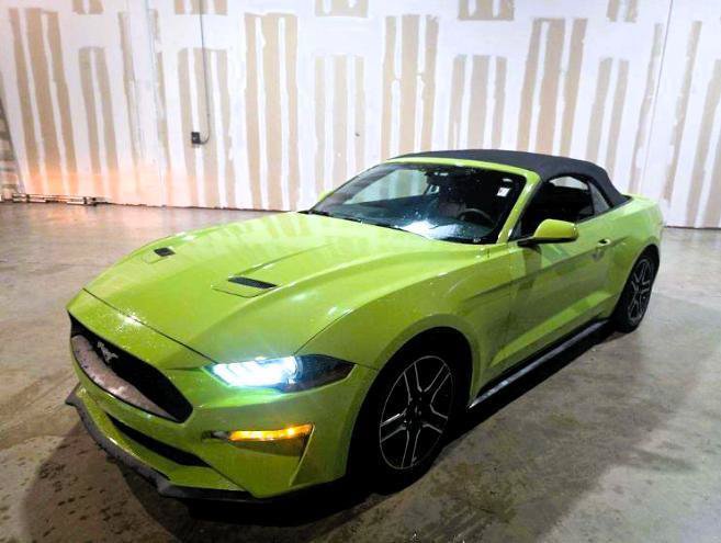 Used 2020 Ford Mustang Premium RWD image 4