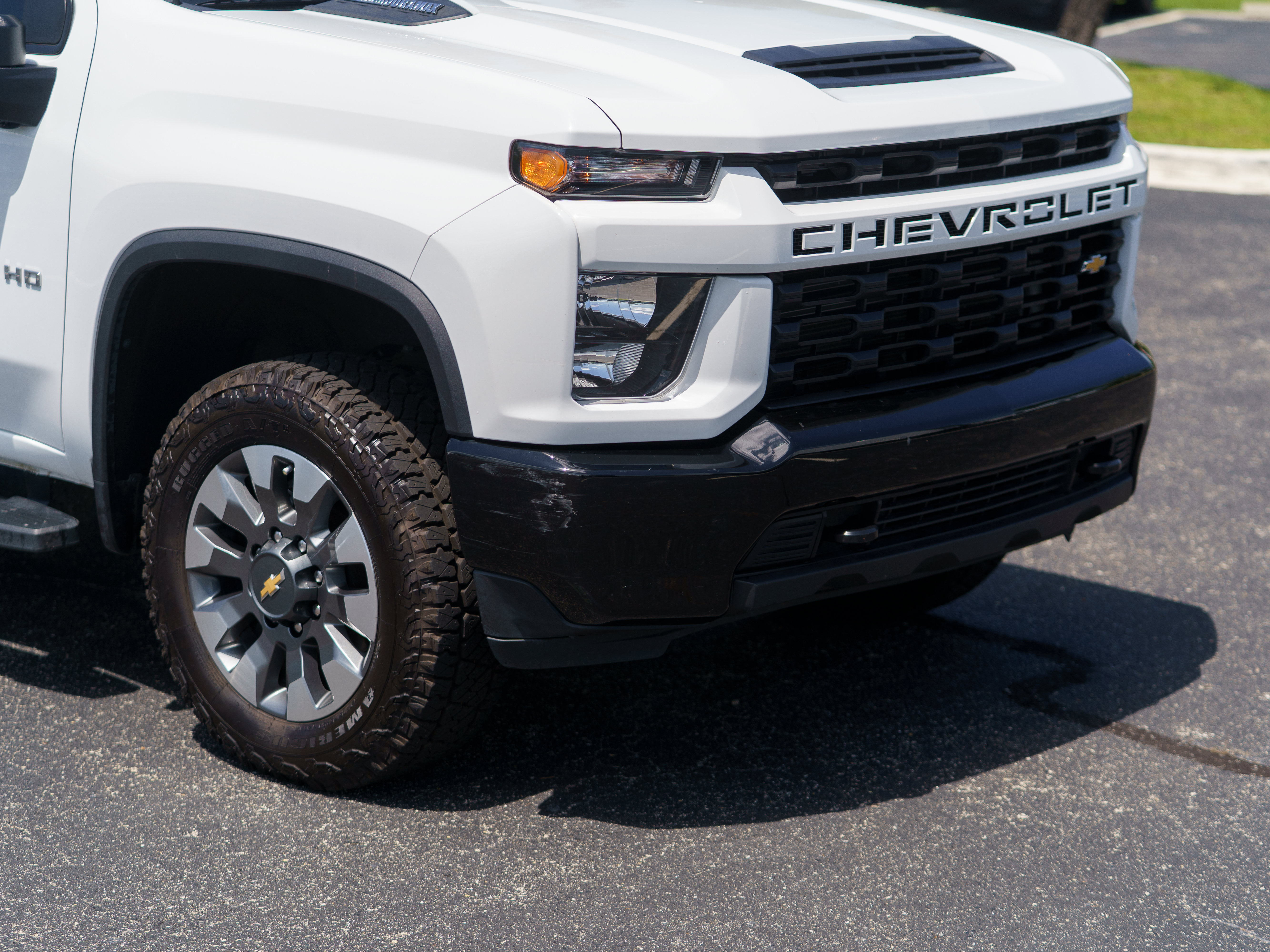 Used 2023 Chevrolet Silverado 2500 Custom w/ Custom Value Package AWD/4WD image 41