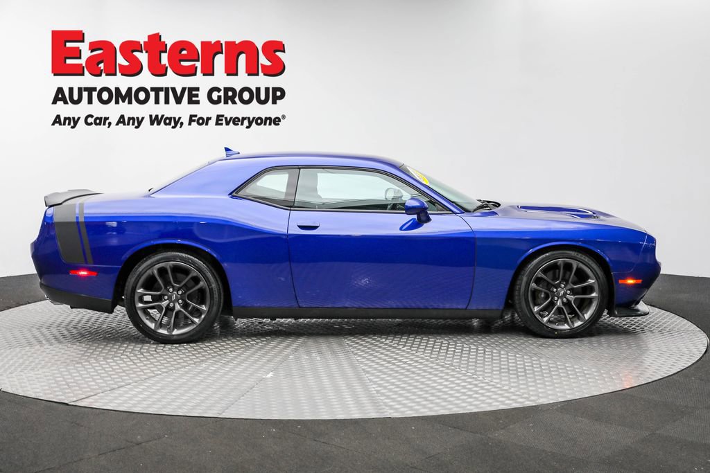 Used 2022 Dodge Challenger R/T Scat Pack w/ Scat Pack Stripe image 4