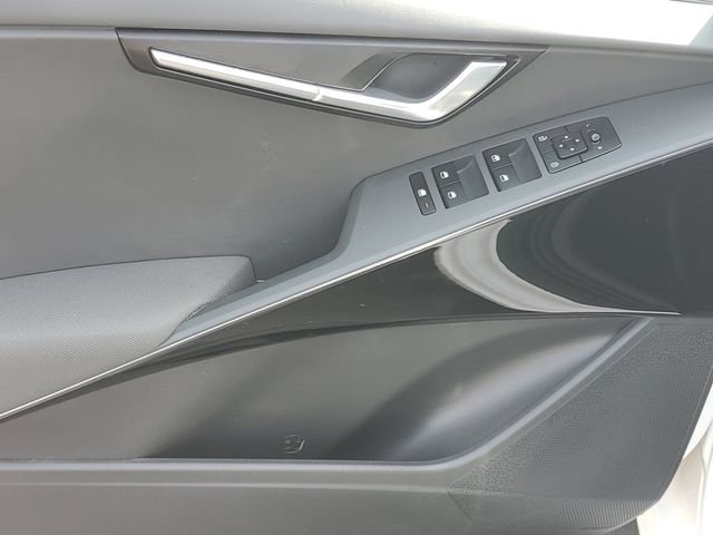 Certified 2024 Kia Niro EX FWD image 14