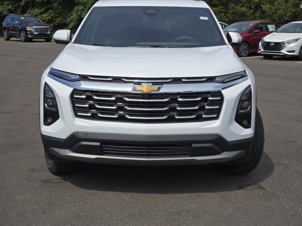 New 2026 Chevrolet Equinox LT w/ Convenience Package II FWD image 5