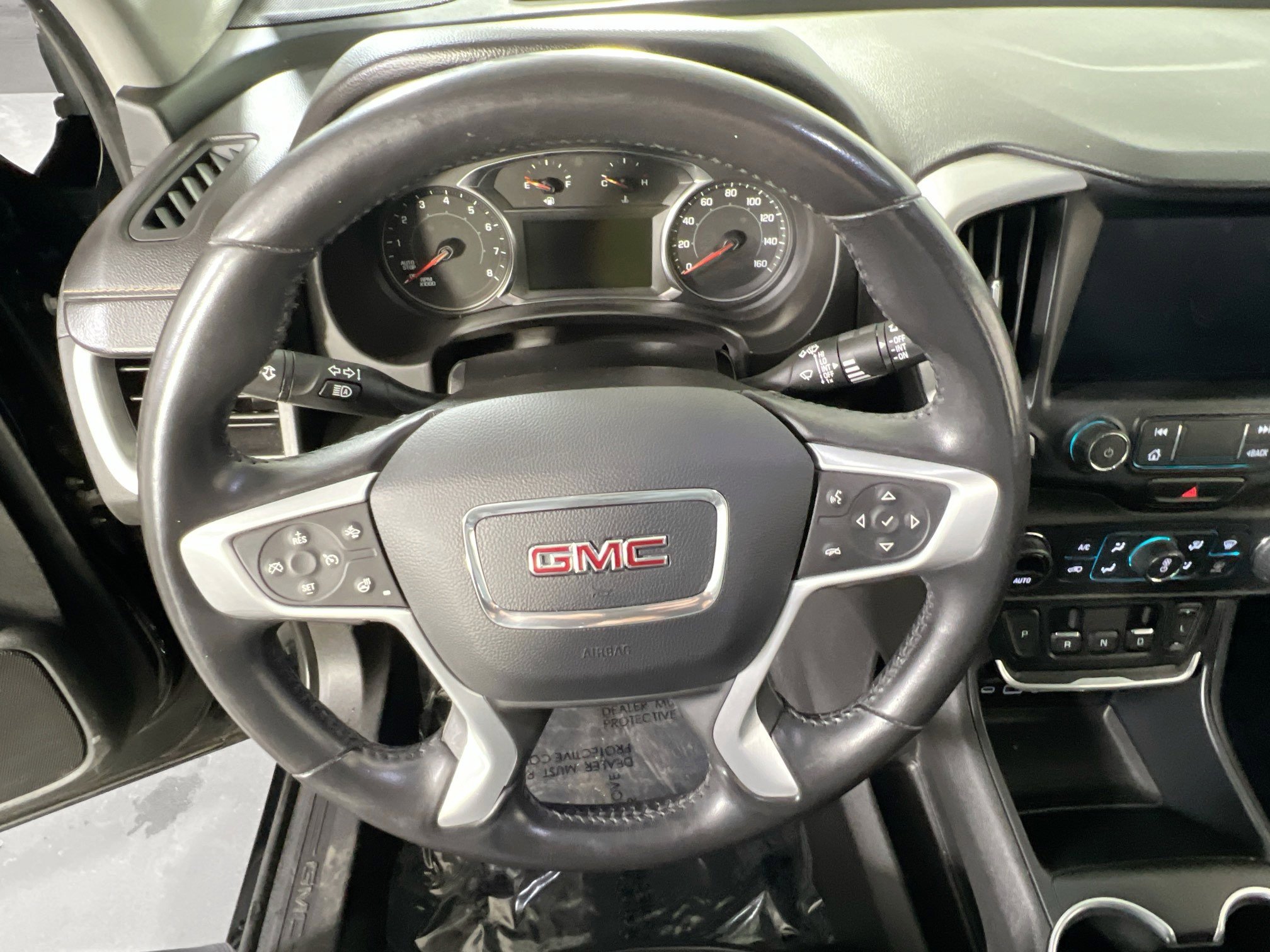 Used 2020 GMC Terrain SLT w/ Preferred Package image 11