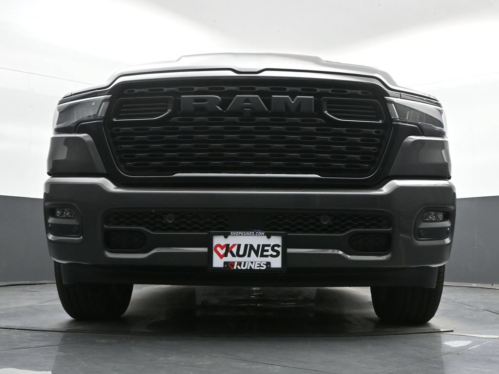 New 2026 RAM 1500 Express AWD/4WD image 35