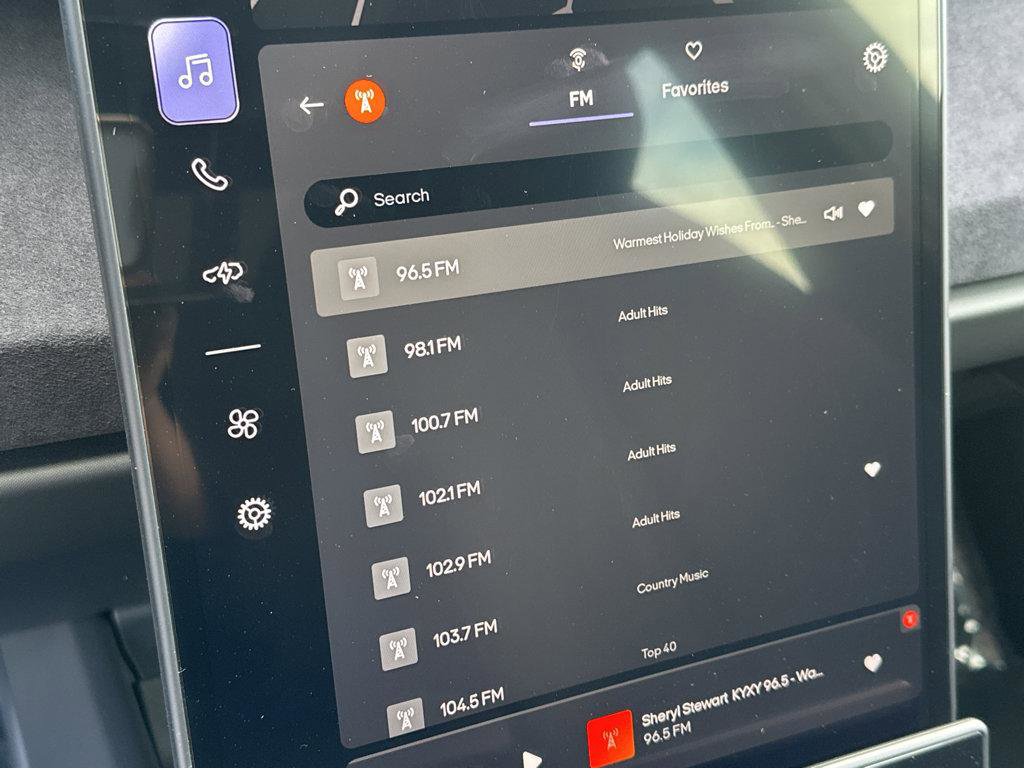 Used 2023 Fisker Ocean Ultra image 25