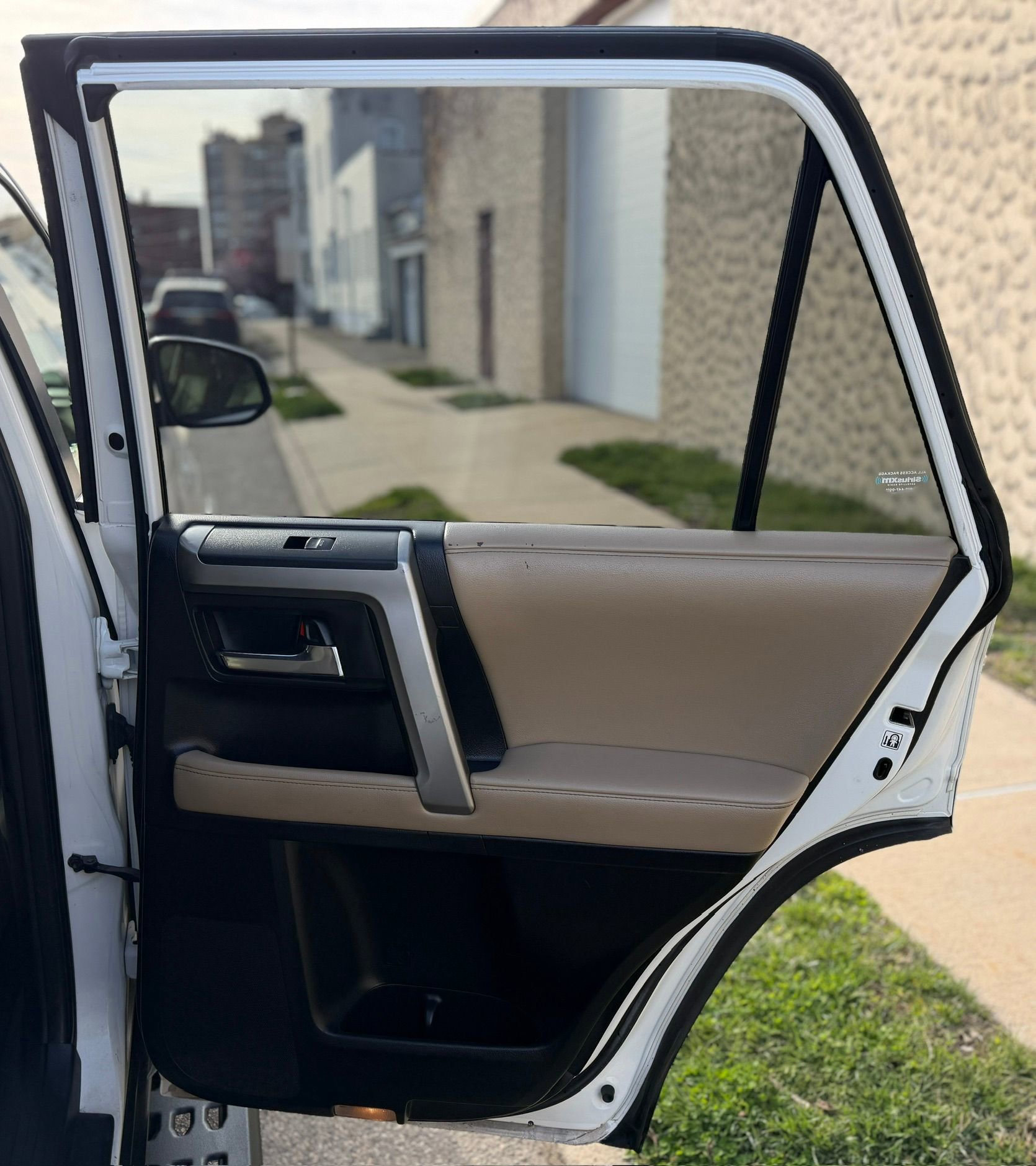 Used 2016 Toyota 4Runner SR5 Premium image 28