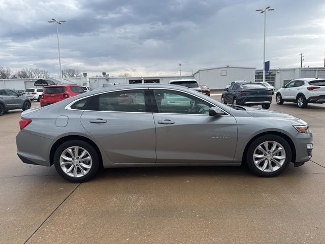 Used 2024 Chevrolet Malibu LT image 2