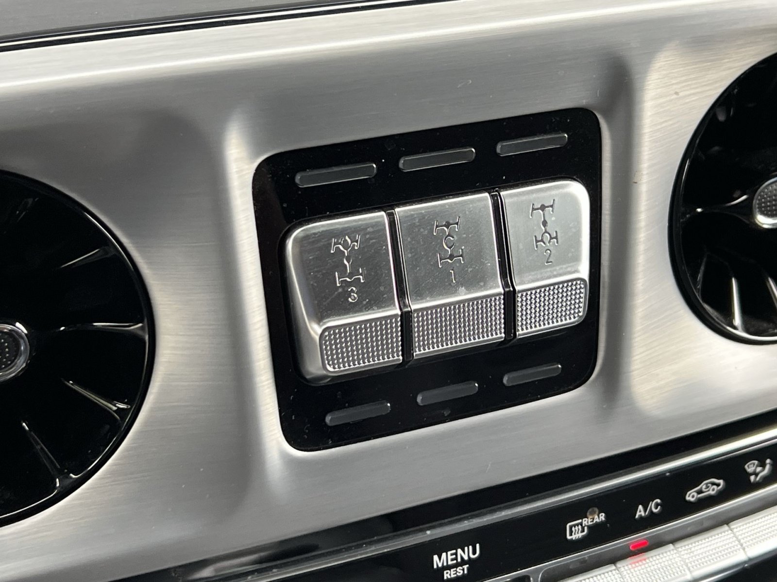 Certified 2024 Mercedes-Benz G 550 image 40