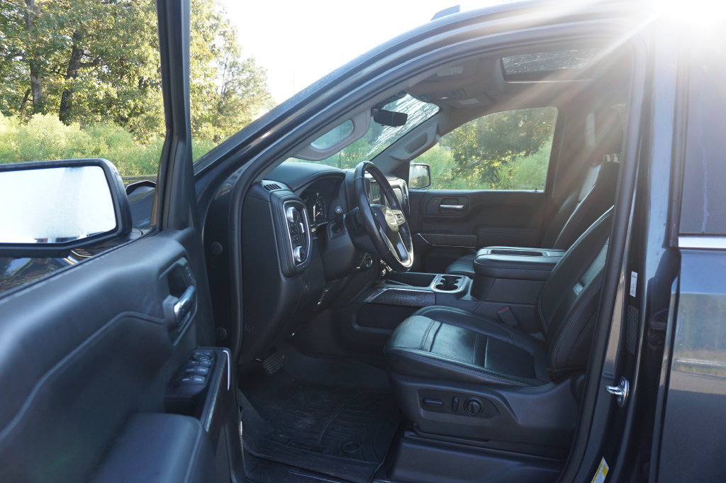 Used 2019 GMC Sierra 1500 Denali w/ Denali Ultimate Package AWD/4WD image 2