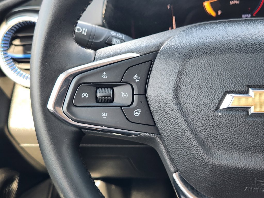Used 2024 Chevrolet Trax LT w/ Driver Confidence Package FWD image 26