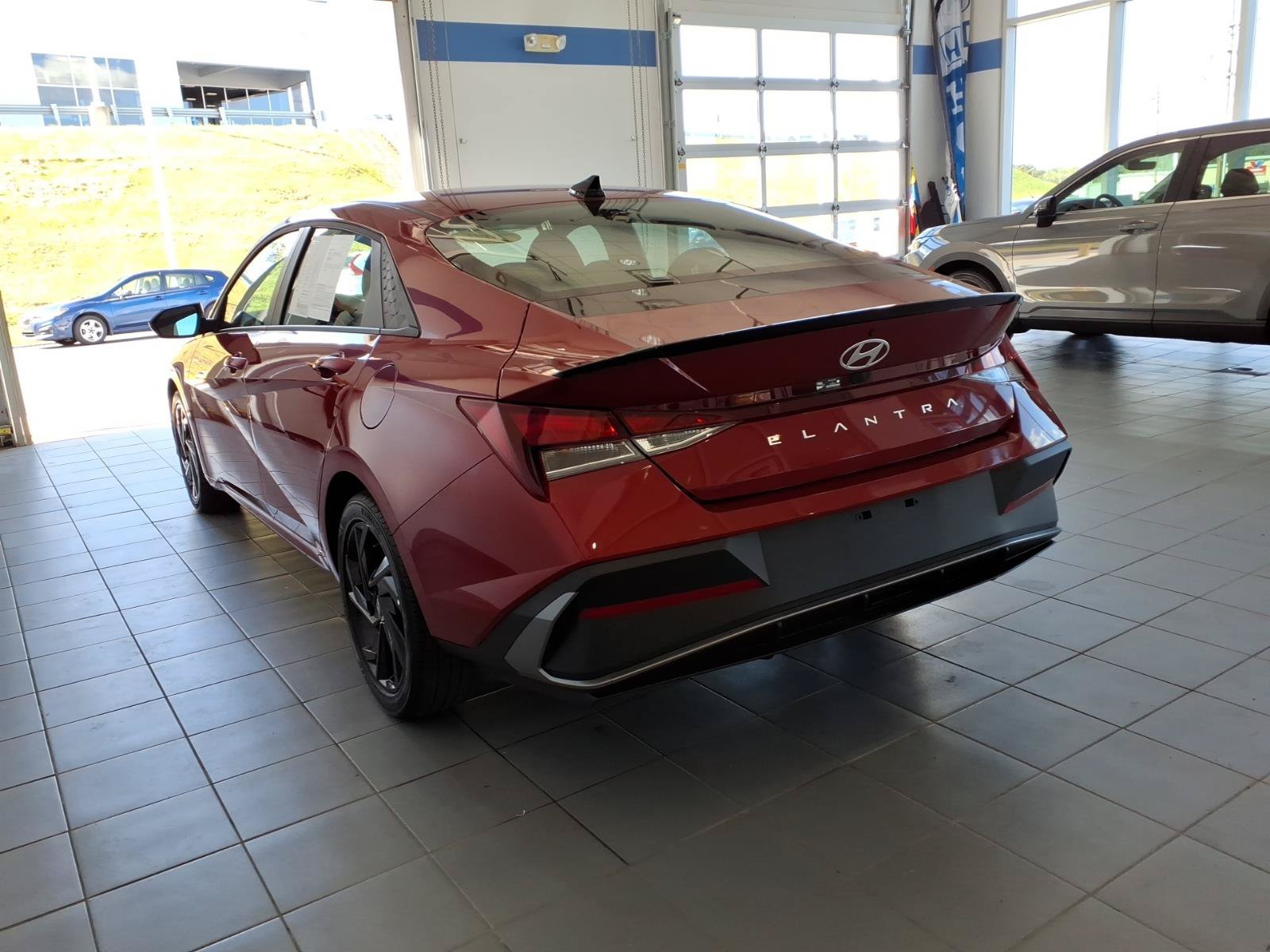 Certified 2026 Hyundai Elantra Sport w/ Cargo Package FWD image 8