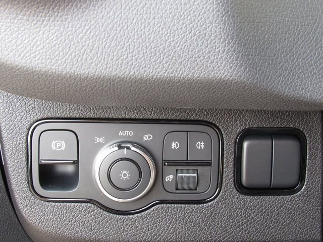 New 2025 Mercedes-Benz Sprinter 2500 image 36