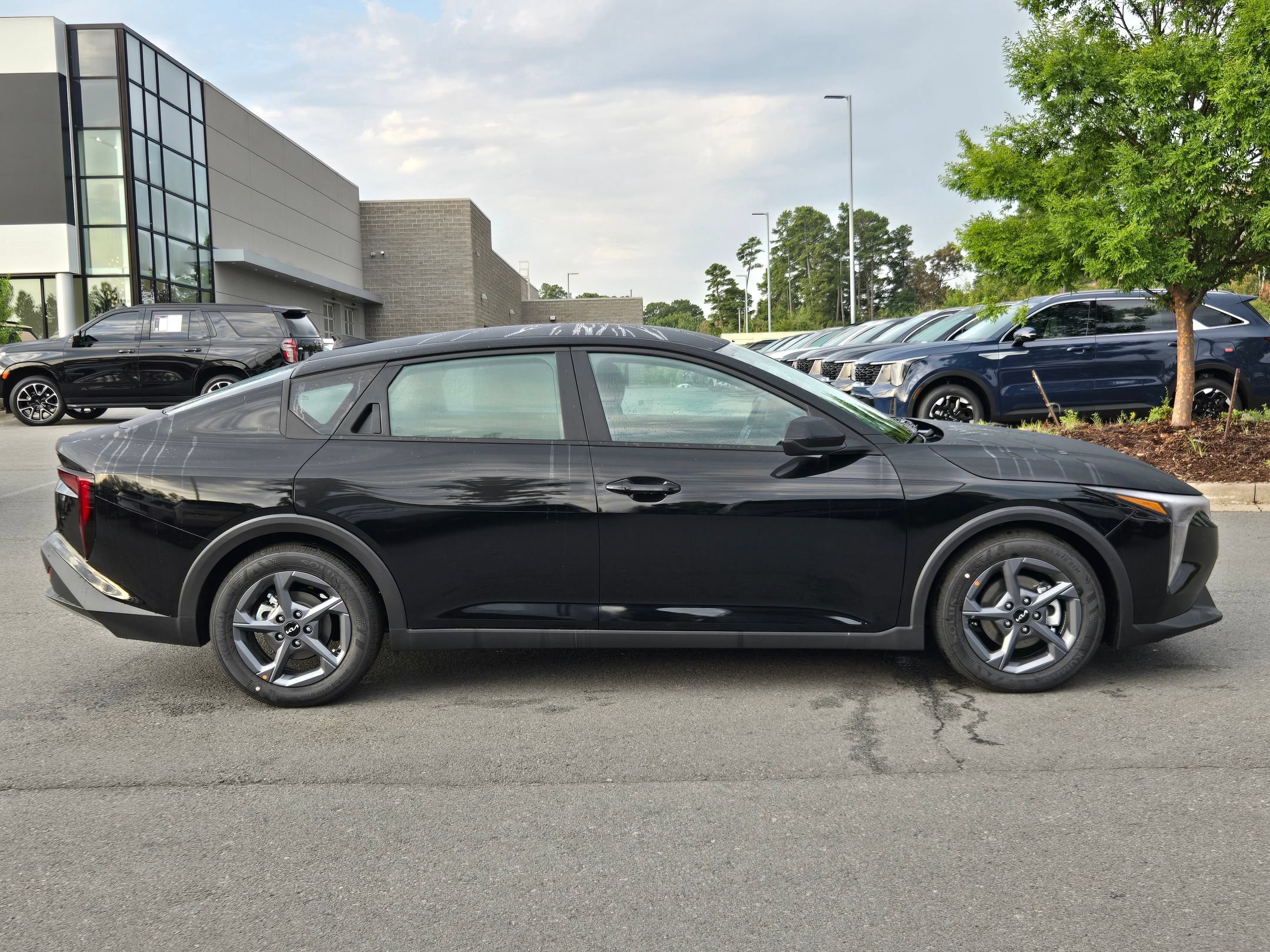 New 2026 Kia K4 FWD image 8