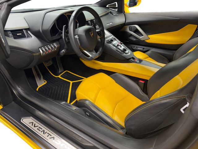 Used 2013 Lamborghini Aventador LP 700-4 AWD/4WD image 6