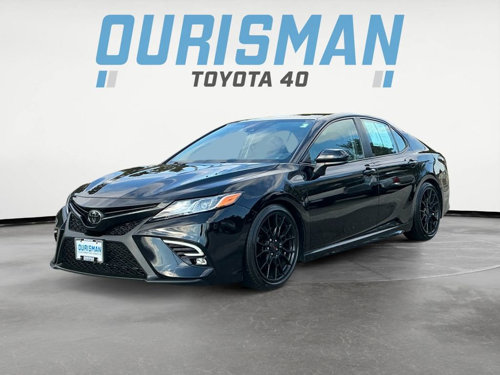 Used 2019 Toyota Camry SE image 3