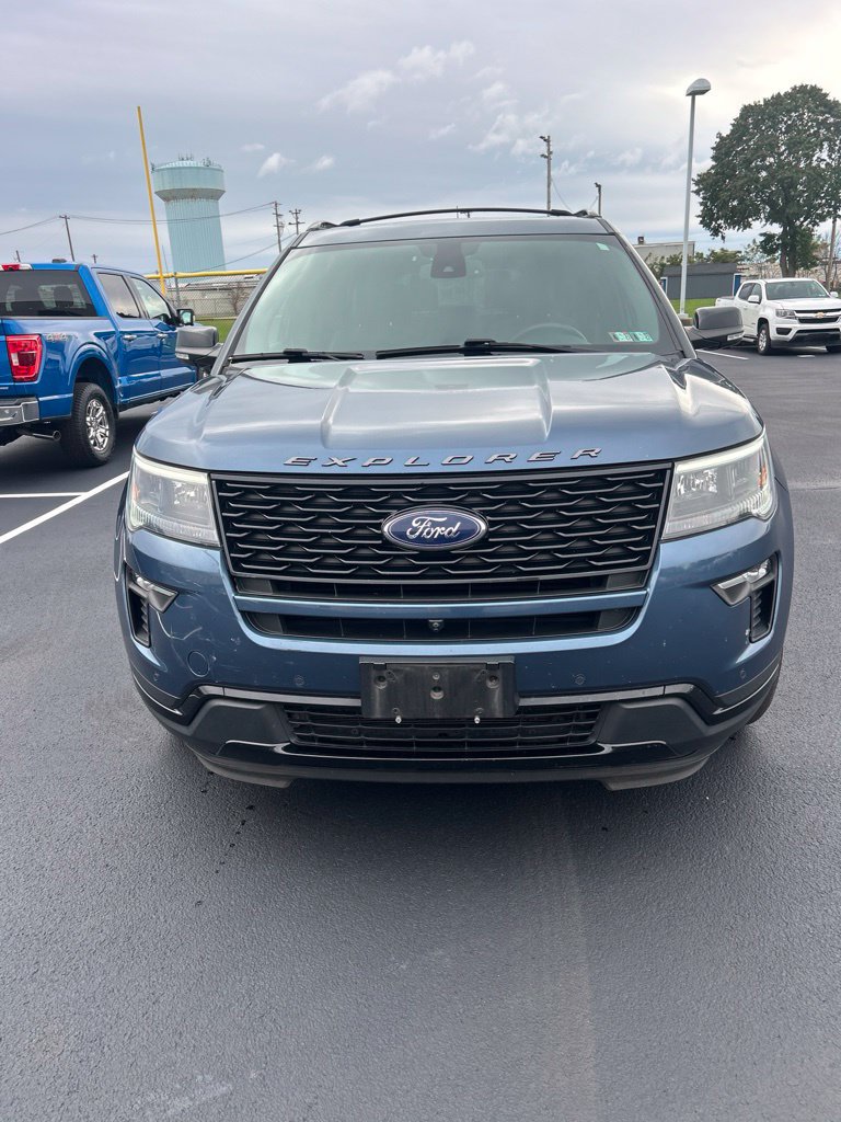 Used 2018 Ford Explorer Sport w/ Equipment Group 401A AWD/4WD image 2