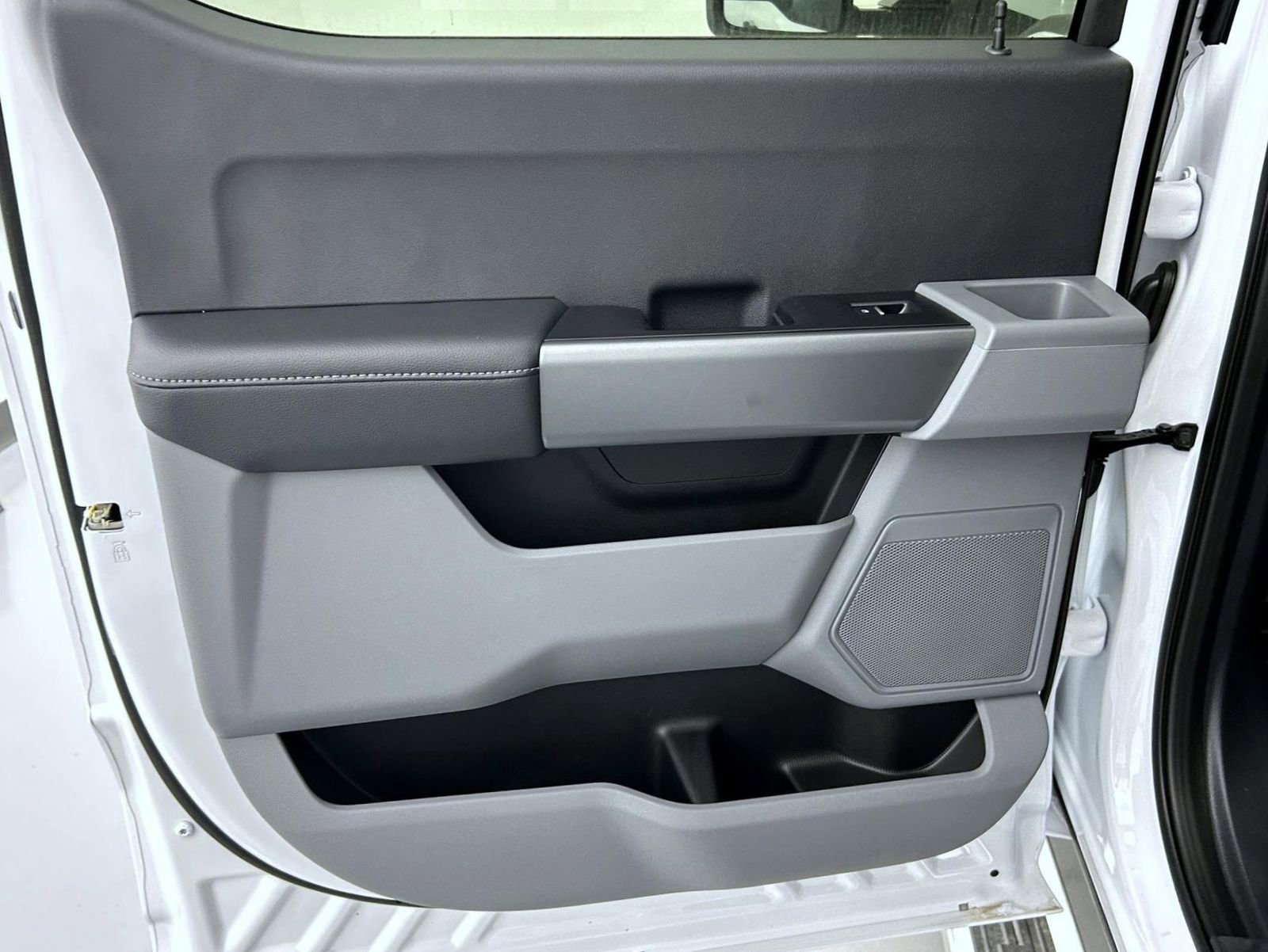 New 2026 Ford F250 XLT w/ FX4 Off-Road Package image 20