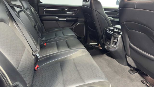 Used 2020 RAM 1500 Laramie RWD image 17