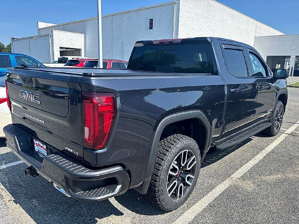 Certified 2023 GMC Sierra 1500 AT4 w/ AT4 Premium Package AWD/4WD image 13