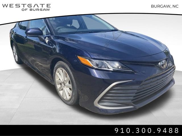 Used 2022 Toyota Camry LE