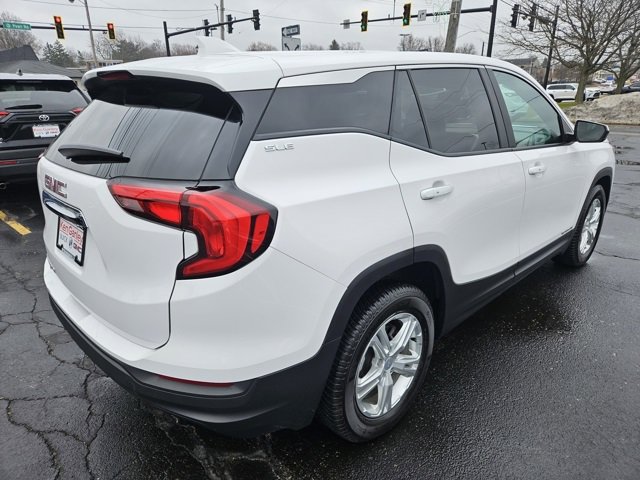 Used 2021 GMC Terrain SLE w/ LPO, Floor Liner Package image 7